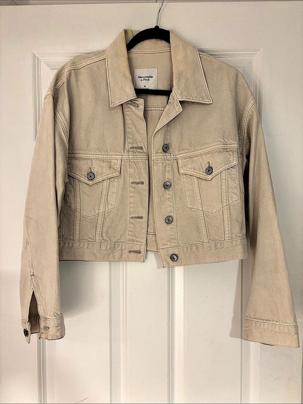 Abercrombie & Fitch Women's Cropped Jean Jacket Size Medium